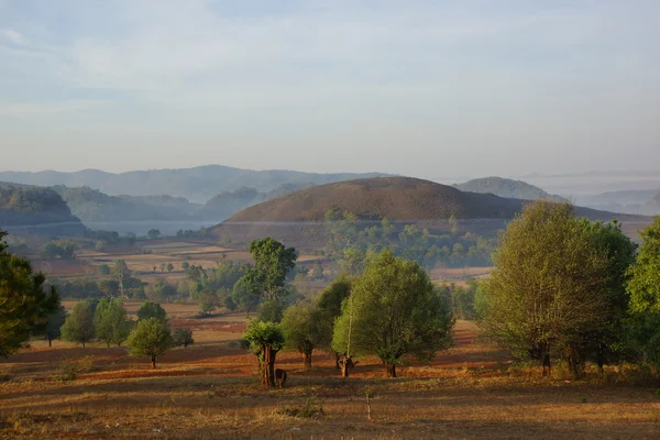 Wunderschöne landschaft zwischen kalaw und inle lake in myanmar — Stockfoto