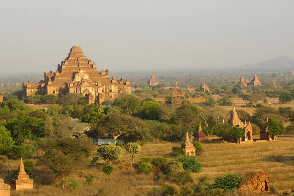 Gamle templer i Bagan, Myanmar – stockfoto