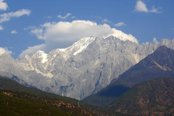 Jadedrachen Schneeberg, Lijiang, Provinz Yunnan, China — Stockfoto