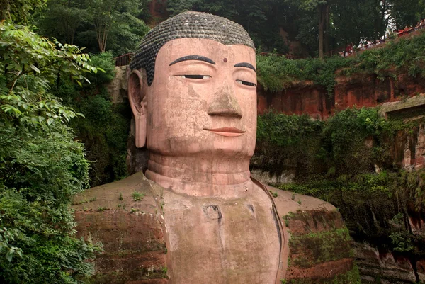 Gigantiske Buddha i Leshan, Sichuan, Kina – stockfoto