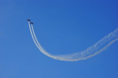 Krakow, Polonya - 29 Haziran: uçan akrobasi gösterisi malopolski piknik lotniczy (air Festivali),'zelazny grubu ve görüntü üzerinde 29 Haziran 2013 krakow