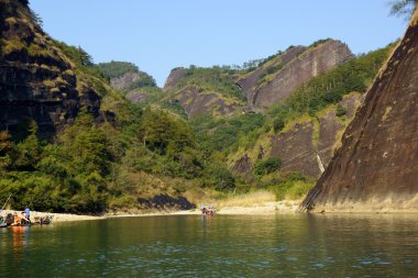 rafting Wuyishan dağlarda, Çin bambu