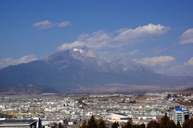 lijiang eski şehirde, yunnan Çin antik çatılar