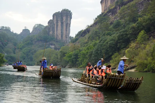 Rafting Wuyishan dağlarda, Çin bambu — Stok fotoğraf