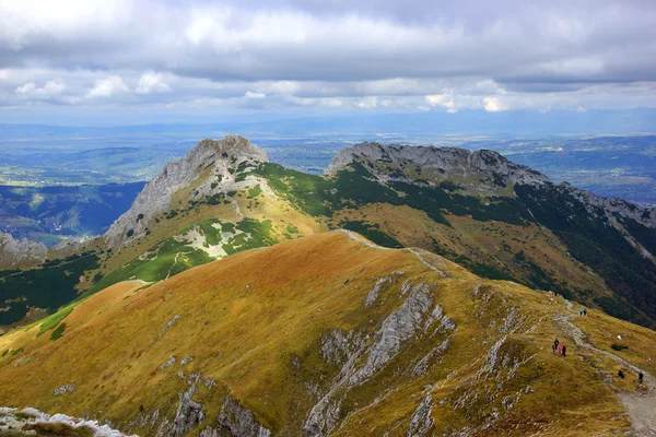 Giewont, krajobraz od góry Tatry w Polsce — Zdjęcie stockowe