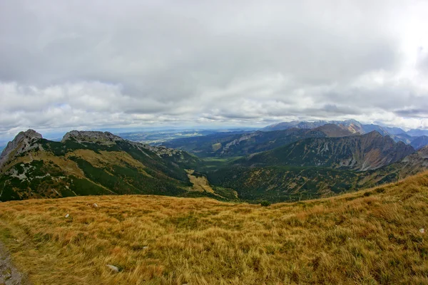 Ed szczyty górskie, Tatry w Polsce — Zdjęcie stockowe