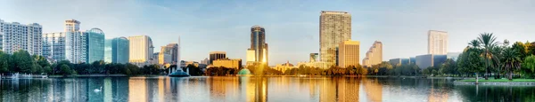 Lake Eola park — Stock Photo, Image