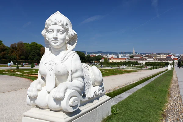 Esfinge en Belvedere Garden en Viena — Foto de Stock