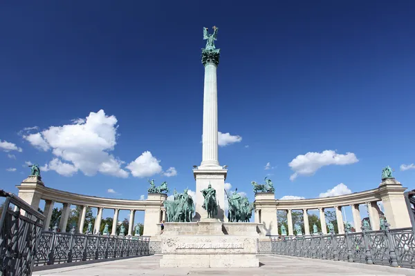 Praça dos heróis em Budapeste, — Fotografia de Stock