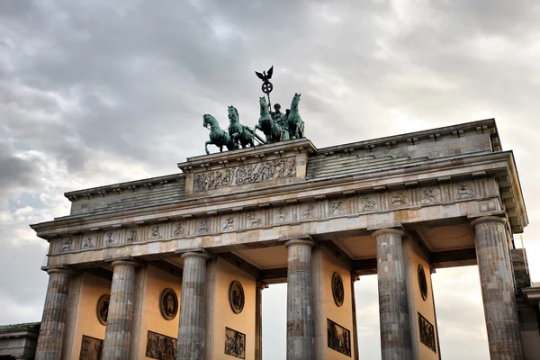 Quadriga på toppen af Brandenburger Tor - Stock-foto