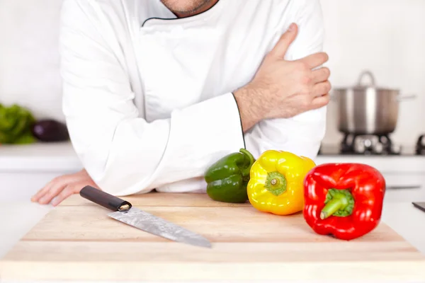 Chef in the kitchen — Stock Photo, Image