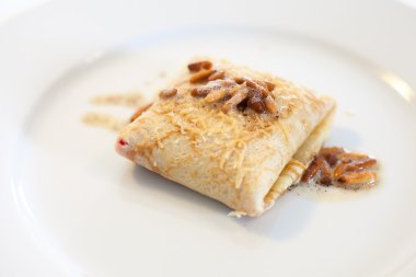 çam fıstığı ile gözleme