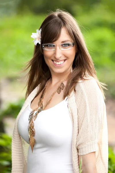 Young smiling woman — Stock Photo, Image