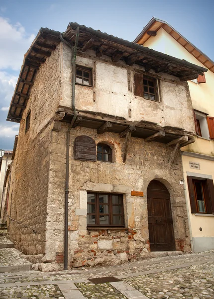 Medieval house in Cividale del Friuli — Stock Photo, Image