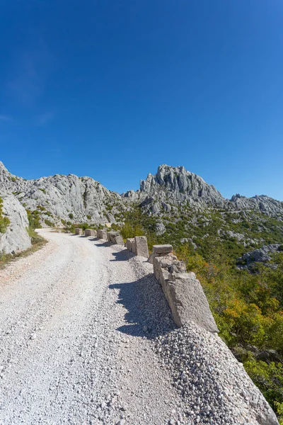 Σχηματισμός Ασβεστόλιθου Tulove Grede Στο Εθνικό Πάρκο Velebit Στην Κροατία — Φωτογραφία Αρχείου