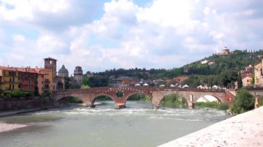 Ponte pietra adige Nehri, verona, İtalya, Avrupa