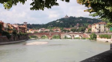 Ponte pietra adige Nehri, verona, İtalya, Avrupa
