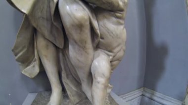 Napoli, İtalya - yaklaşık Aralık 2013: san paolo maggiore heykel