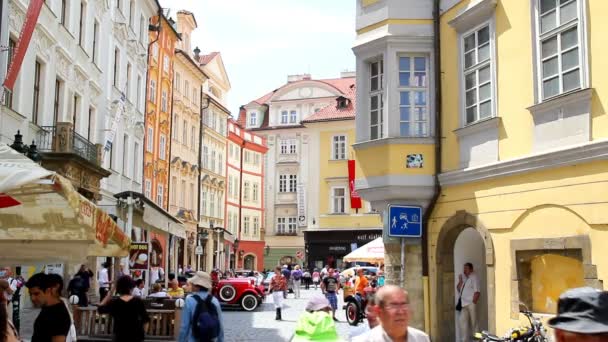 Praga Plaza de la Ciudad Vieja 34 — Vídeo de stock