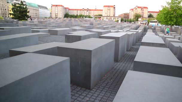 在柏林 holocaost 纪念碑 — 图库视频影像