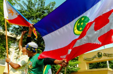 Müslüman barış mitingi konuşmak