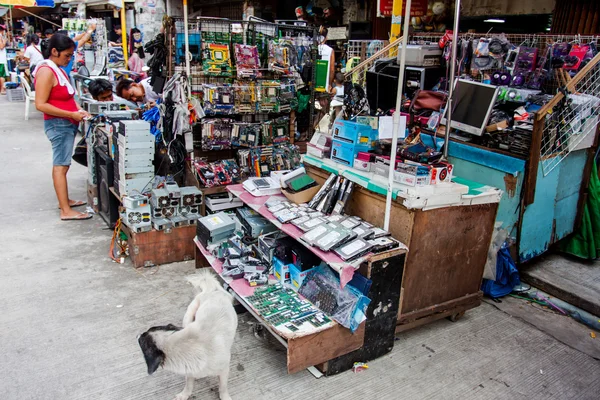 Mercado de produtos falsificados — Fotografia de Stock