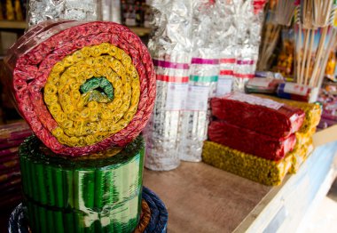 Yeni yıl için yangın kraker