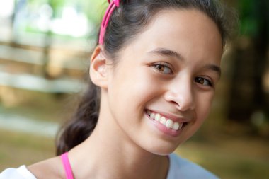 Orkide yaprakları ile Spa taşlar