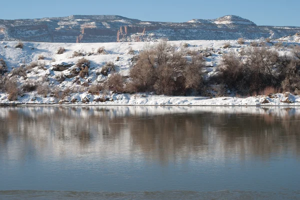 Coloradofloden i vinter — Stockfoto