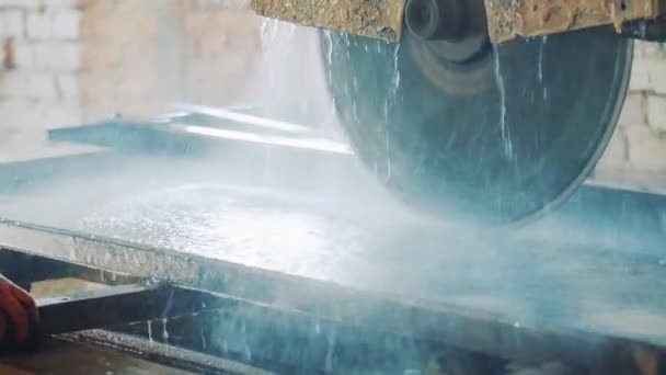 Sharp Saw Blade Modern Granite Manufacturing Equipment Prepares Cut Stone — Stock Video