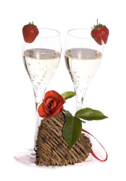 Champagne con rosa rossa — Foto Stock