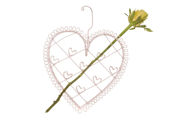 心与玫瑰的黄色箭头的形状 — 图库照片