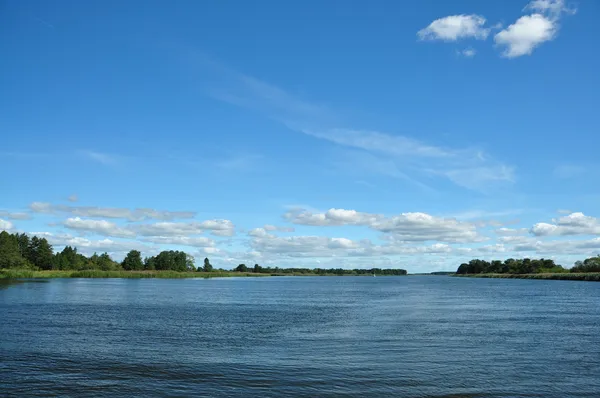 Floden öppna ytor — Stockfoto