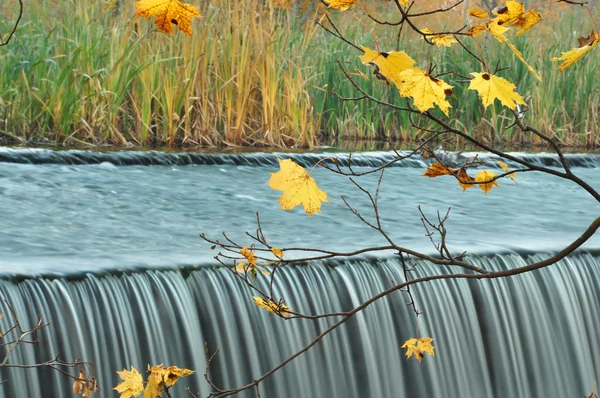 Wasserfall — Stockfoto