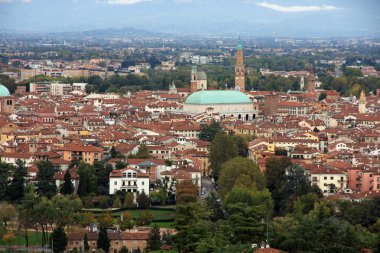 Vicenza şehir Bazilikası'nın palladiana ile görünüm