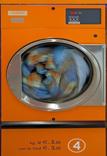 Dryer in a laundromat — Stock Photo, Image