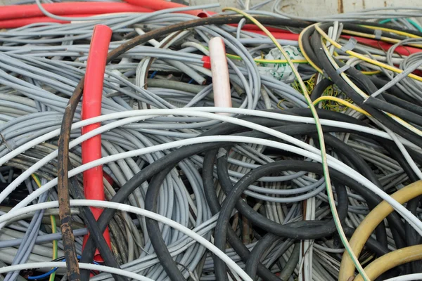 Tangle of insulated copper wire in a landfill — Stock Photo, Image