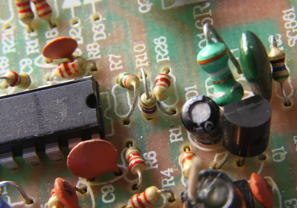 Placa de circuito eletrônico com componentes eletrônicos — Fotografia de Stock