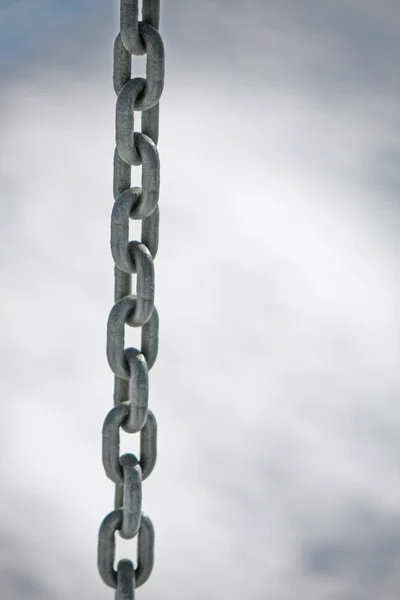 Sturdy stainless steel chain with rings — Stock Photo, Image