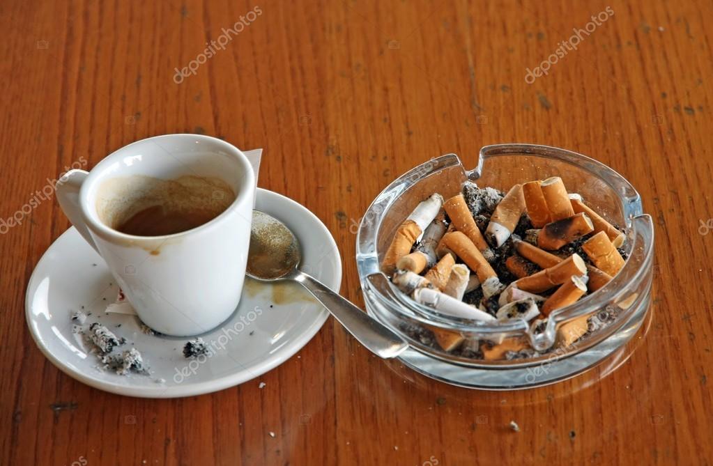 Resultado de imagem para cafÃ© e cigarro no cinzeiro