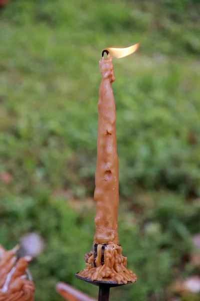 Wax kaars ambachtelijke enkel gevormd door deskundig vakman — Stockfoto