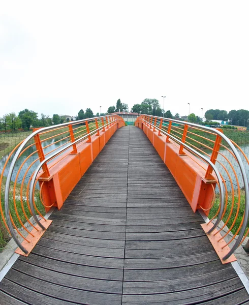 Pedestrian cycle bridge to cross the river — Stock Photo, Image