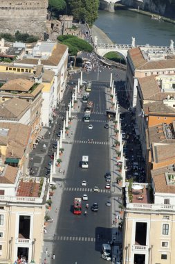 beautiful panoramic views of the via della Conciliazione in Rome