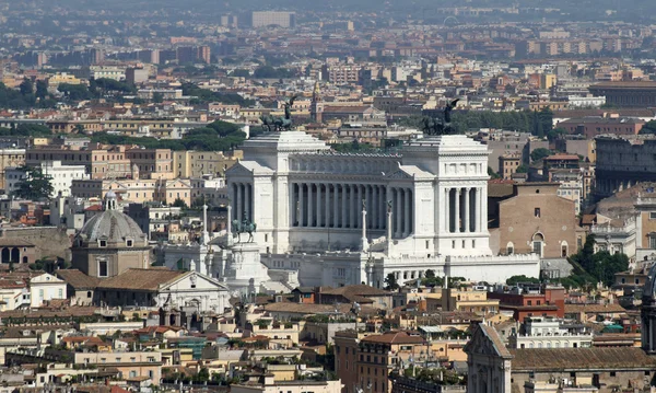 Nationaal monument van Victor Emanuel ii genaamd vittoriano — Stockfoto