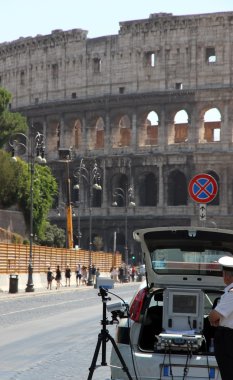 polis devriye hız kontrolü Roma için