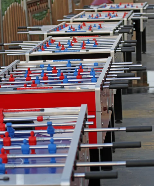 Longa série de brinquedos para futebol e futebol para jogar para crianças — Fotografia de Stock