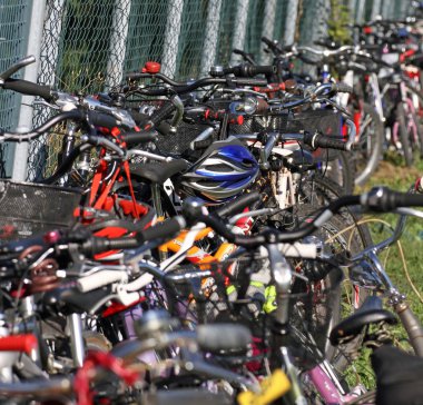 tekerlekler, lastikler, gidon, Bisiklet pedalları cyc toplantısı sırasında