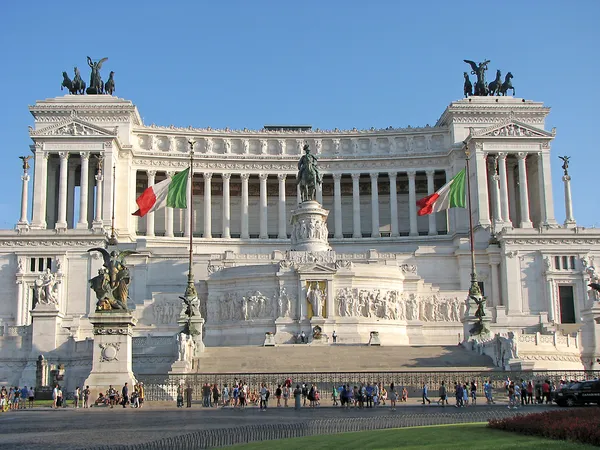 Monumento Majestuoso Vittoriano llamado Altare della Patria — Foto de Stock