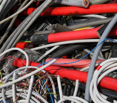 özel atık düzenli depolama 3 içinde elektrik kabloları