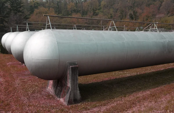 Tanks very sturdy to hold methane gas during the winter — Stock Photo, Image